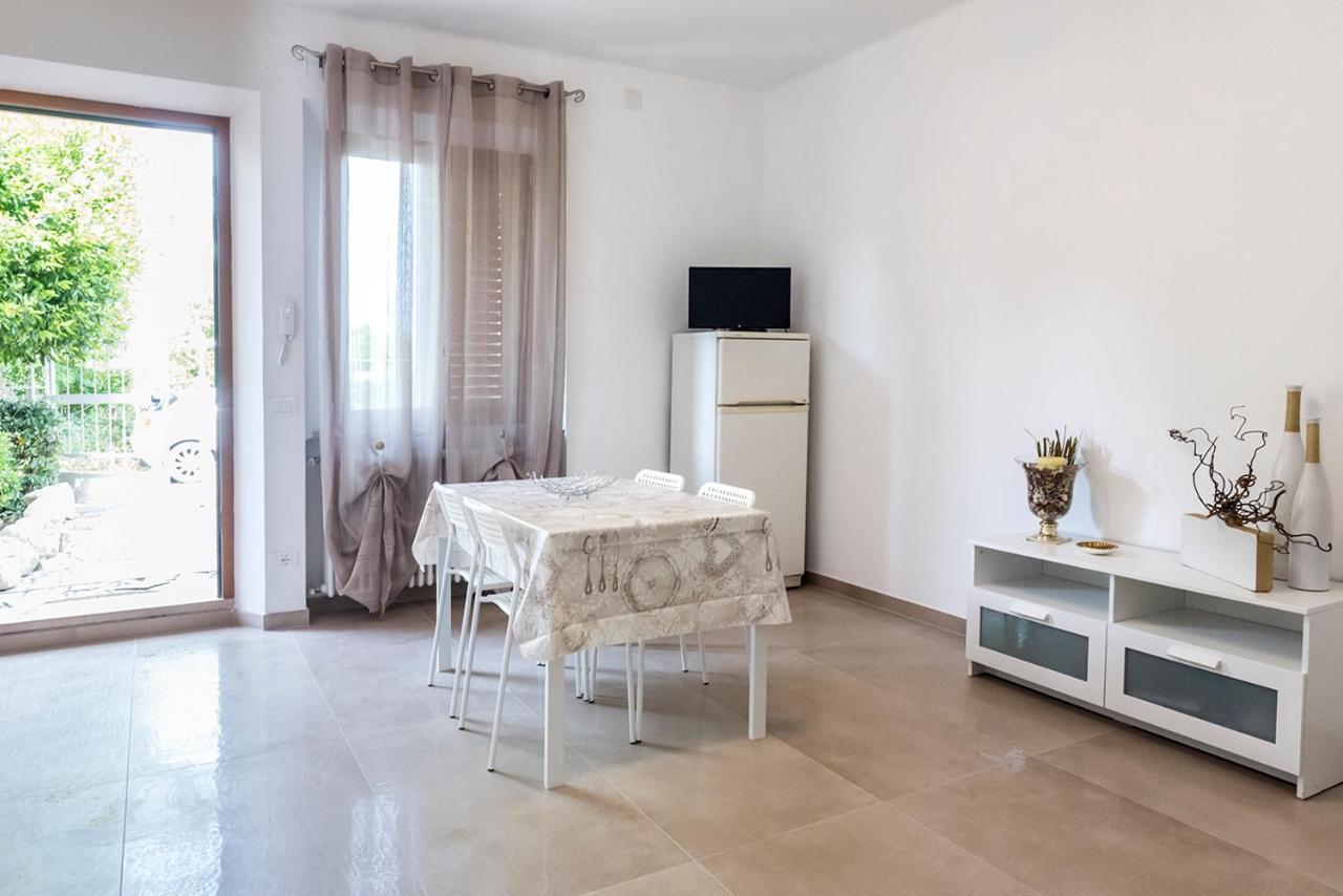 A30 - Poggio, Nuovo Bilocale Con Giardino Apartment Poggio  Ngoại thất bức ảnh